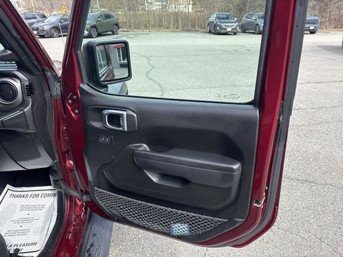 Used 2022 Jeep Wrangler Unlimited Sport w/ Sun And Sound Package image 25