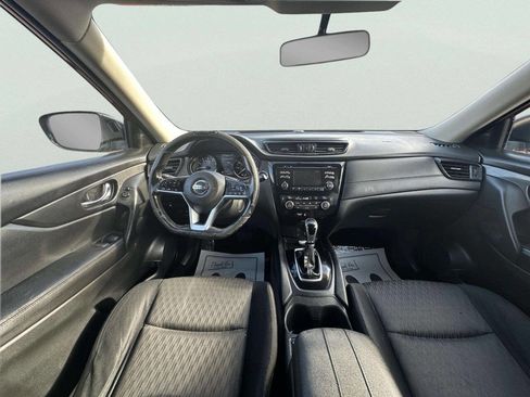 Used 2017 Nissan Rogue SV image 20