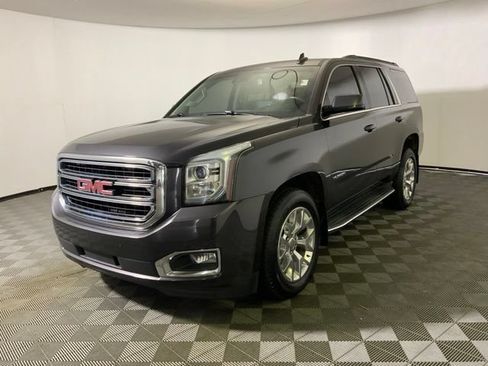 Used 2016 GMC Yukon SLT w/ Open Road Package AWD/4WD image 3