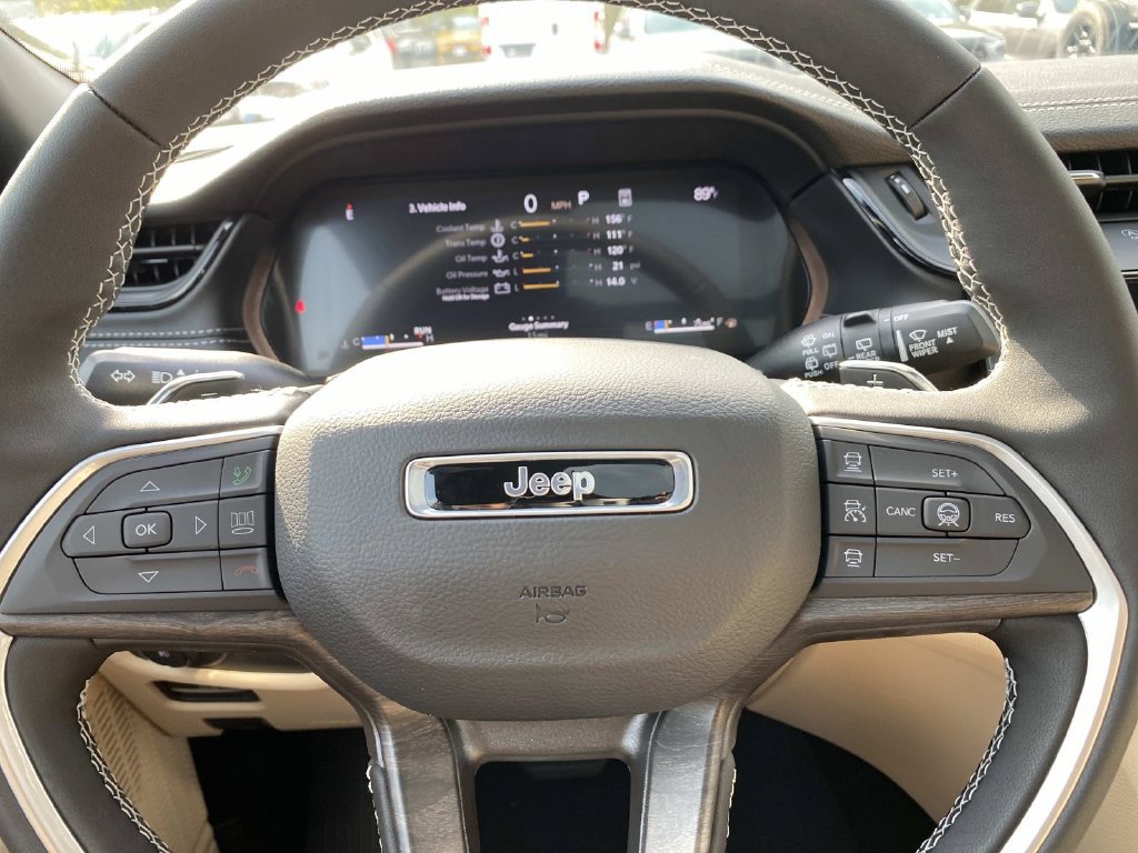 New 2027 Jeep Grand Cherokee Limited AWD/4WD image 13