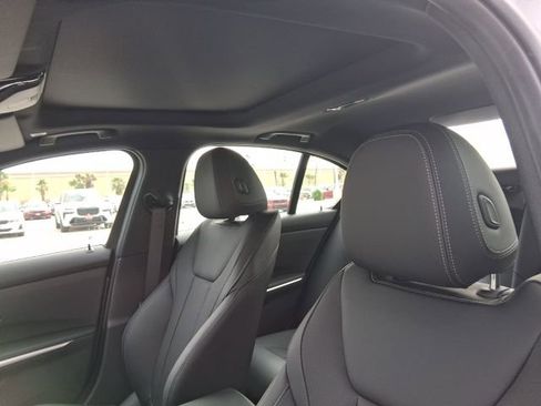 New 2026 BMW 330i Sedan w/ M Sport Package RWD image 18