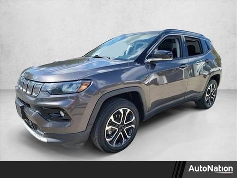 Used 2022 Jeep Compass Limited image 1