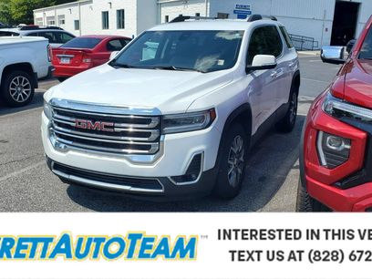 Used 2023 GMC Acadia SLT