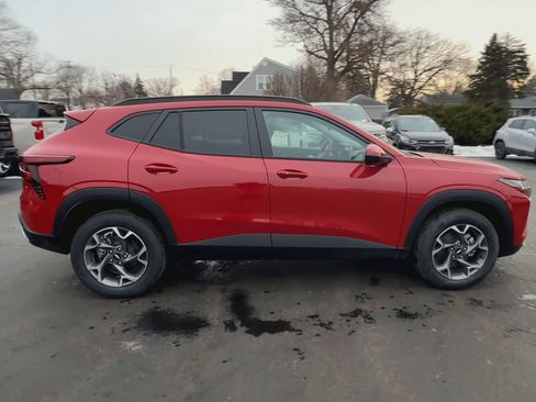 New 2026 Chevrolet Trax LT w/ LT Convenience Package image 41