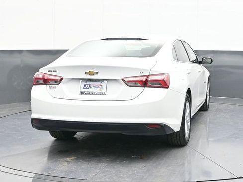 Used 2021 Chevrolet Malibu LT image 12