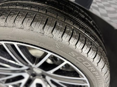 New 2026 Porsche Macan AWD/4WD image 16