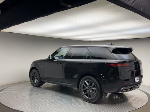 Used 2024 Land Rover Range Rover Sport SE AWD/4WD image 6
