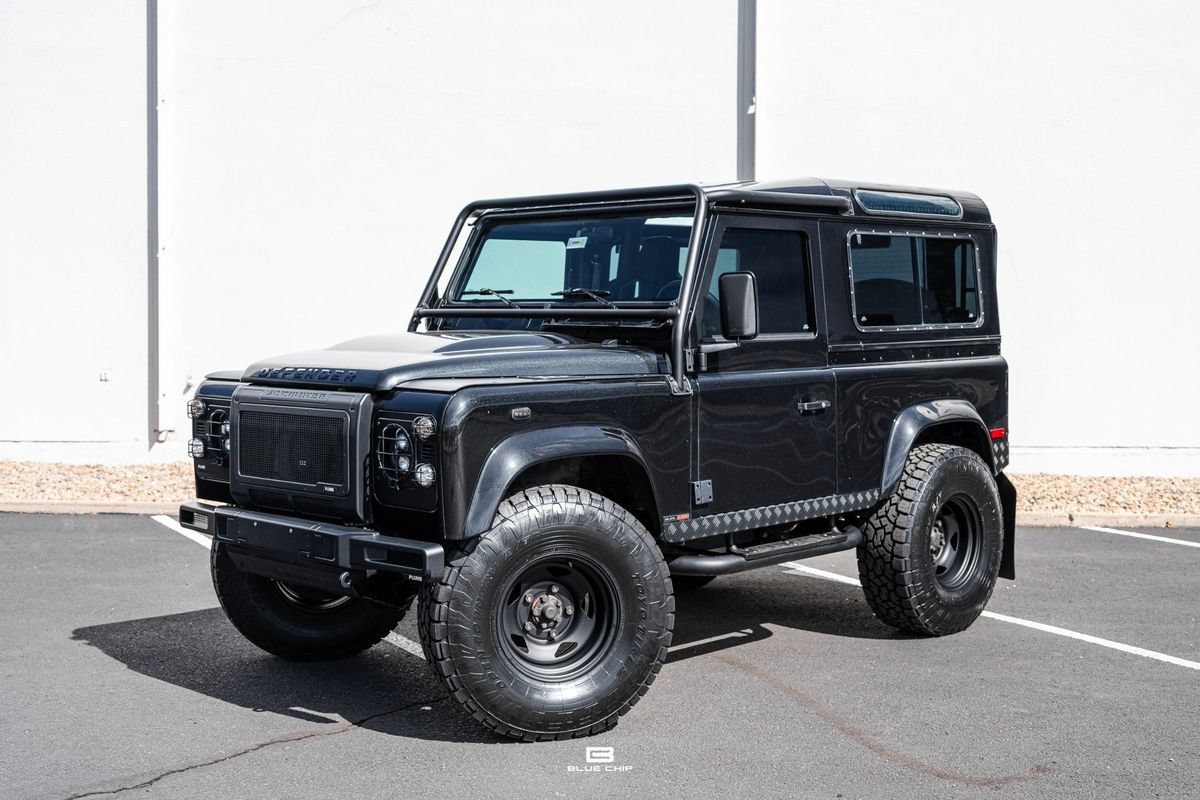 Used 1997 Land Rover Defender 90 AWD/4WD image 1