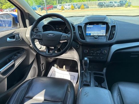Used 2019 Ford Escape SEL AWD/4WD image 8