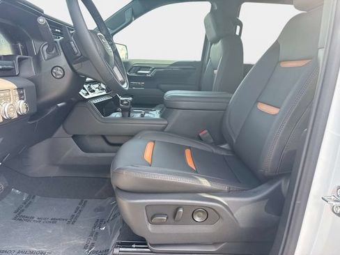 New 2026 GMC Sierra 1500 AT4 w/ AT4 Premium Package AWD/4WD image 16