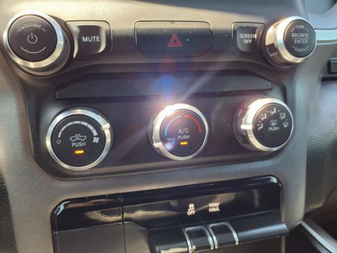 Used 2021 RAM 1500 Lone Star RWD image 9