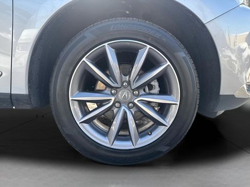 Used 2022 Acura RDX FWD w/ Technology Package image 2