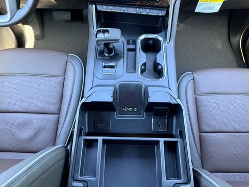 New 2026 GMC Sierra 1500 Denali AWD/4WD image 19