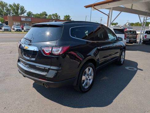 Used 2015 Chevrolet Traverse LTZ AWD/4WD image 7