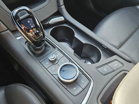 Used 2024 Cadillac XT5 Premium Luxury image 21