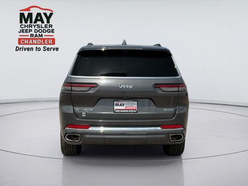 Certified 2021 Jeep Grand Cherokee L Overland w/ Luxury Tech Group IV AWD/4WD image 6