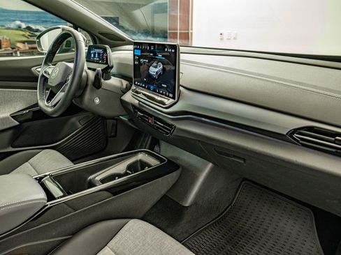 Used 2025 Volkswagen ID.4 Pro RWD image 33