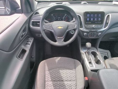 Used 2024 Chevrolet Equinox LT FWD image 8