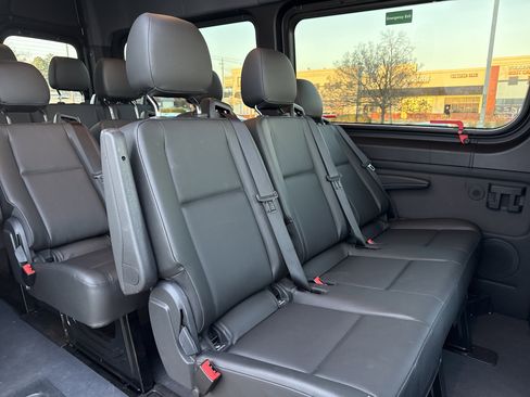 Certified 2024 Mercedes-Benz Sprinter 2500 image 10