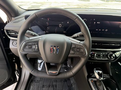 Used 2026 Buick Envista Sport Touring w/ Convenience I Package image 24