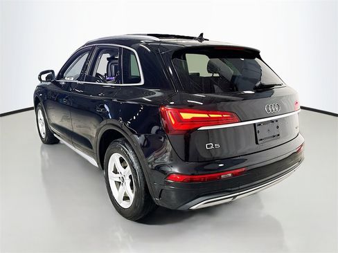 Used 2022 Audi Q5 2.0T Premium w/ Convenience Package image 6