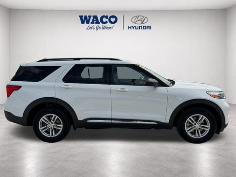 Used 2020 Ford Explorer XLT AWD/4WD image 8
