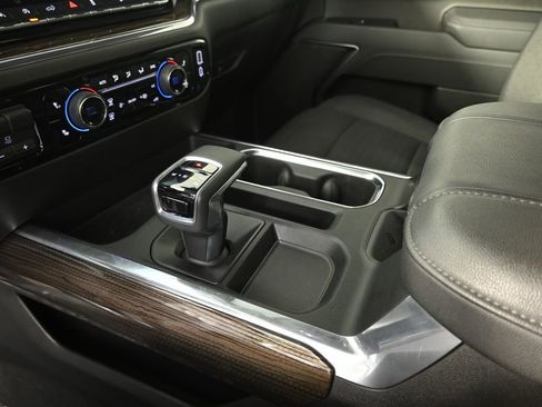 Used 2025 Chevrolet Silverado 1500 RST image 31