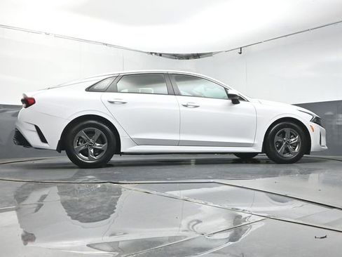 Used 2023 Kia K5 LXS FWD image 40
