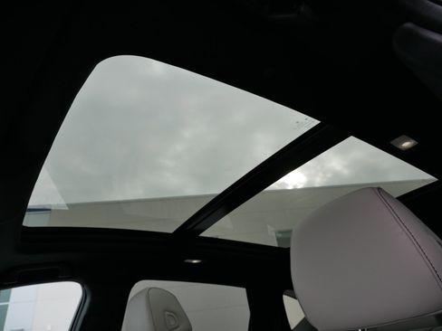 Certified 2025 Acura RDX SH-AWD image 33