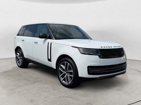 New 2026 Land Rover Range Rover SE AWD/4WD image 2