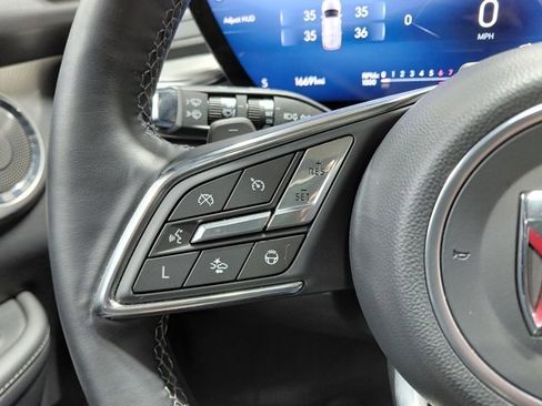 Used 2025 Buick Enclave Avenir w/ Super Cruise Package image 40