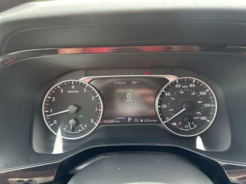 Used 2024 Nissan Pathfinder SV FWD image 13