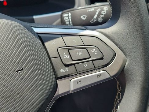 Used 2023 Volkswagen Atlas SE FWD image 31