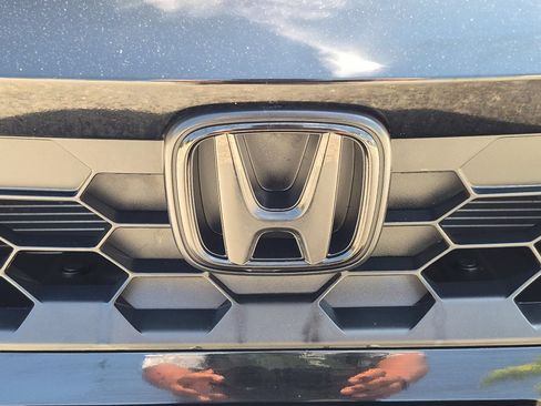Used 2024 Honda Civic Sport image 9