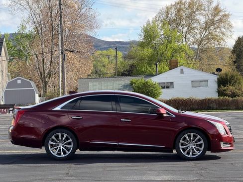 Used 2016 Cadillac XTS Luxury w/ Driver Awareness Package image 4