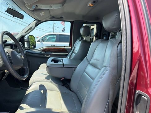 Used 2004 Ford F250 Lariat AWD/4WD image 32