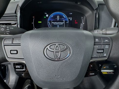 Used 2026 Toyota Camry LE FWD image 16