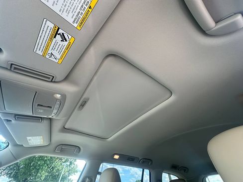 Used 2024 Nissan Armada Platinum w/ Captain's Chairs Package RWD image 29