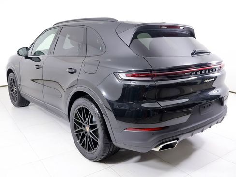 New 2026 Porsche Cayenne E-Hybrid image 3