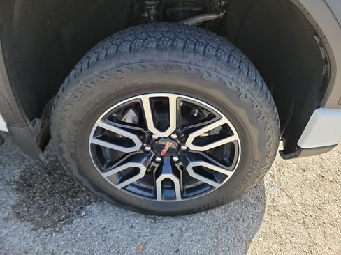 Used 2026 GMC Sierra 1500 AT4 w/ AT4 Premium Package AWD/4WD image 11