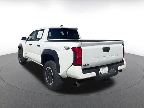Used 2025 Toyota Tacoma TRD Off-Road image 10