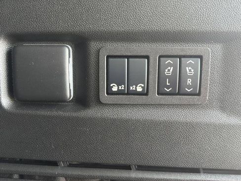 Used 2024 GMC Yukon Denali w/ Max Trailering Package AWD/4WD image 15