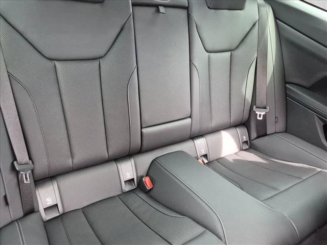 Used 2025 BMW 430i Coupe w/ Convenience Package RWD image 21