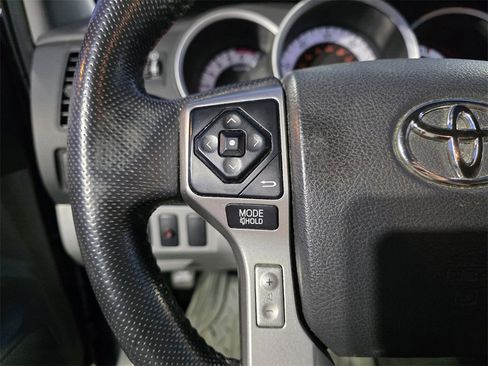 Used 2015 Toyota Tacoma PreRunner w/ SR5 Package image 21