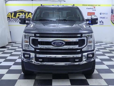 Used 2021 Ford F250 XLT w/ XLT Premium Package image 4