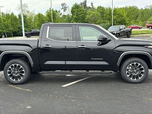 New 2026 Toyota Tundra Limited AWD/4WD image 32