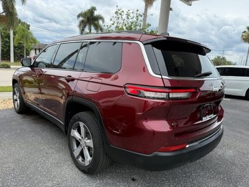 Used 2022 Jeep Grand Cherokee L Limited RWD image 6