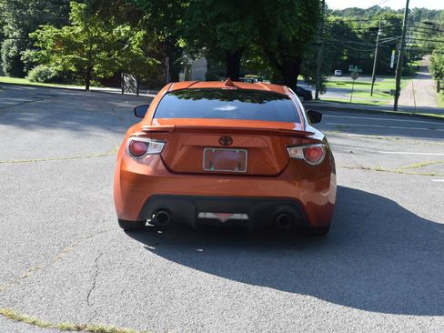 Used 2014 Scion FR-S RWD image 6