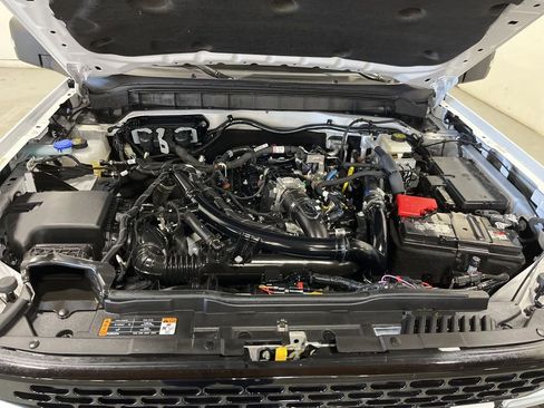 Used 2023 Ford Bronco Wildtrak image 30