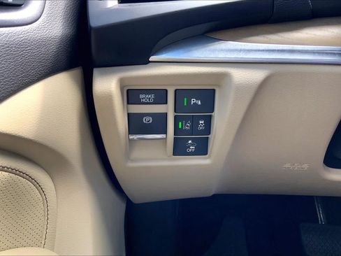 Used 2020 Acura MDX FWD w/ Technology Package image 35
